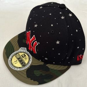 New era 59fifty custom fitted 7 ⅛ mens baseball hat New York Yankees stars glow